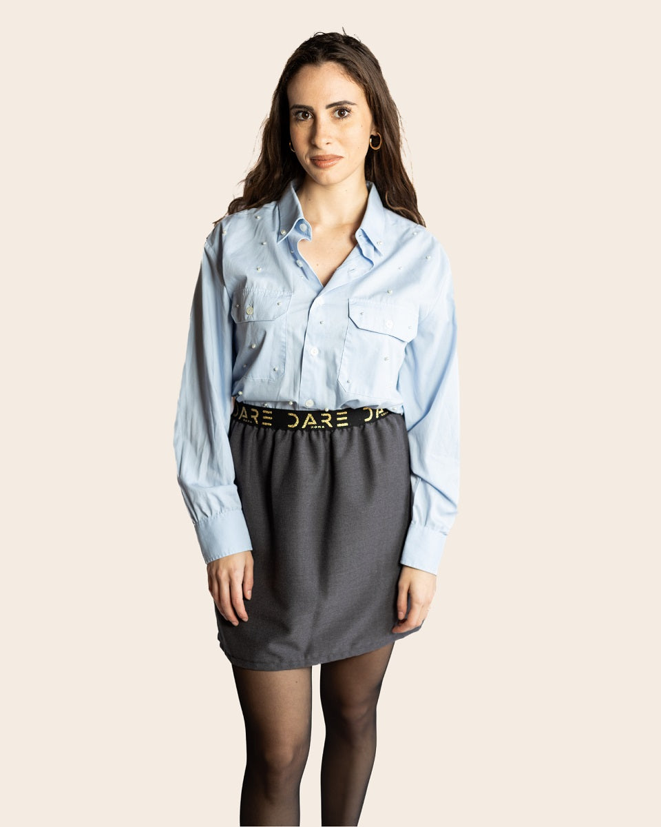 CAMICIA CELESTE CON PERLE
